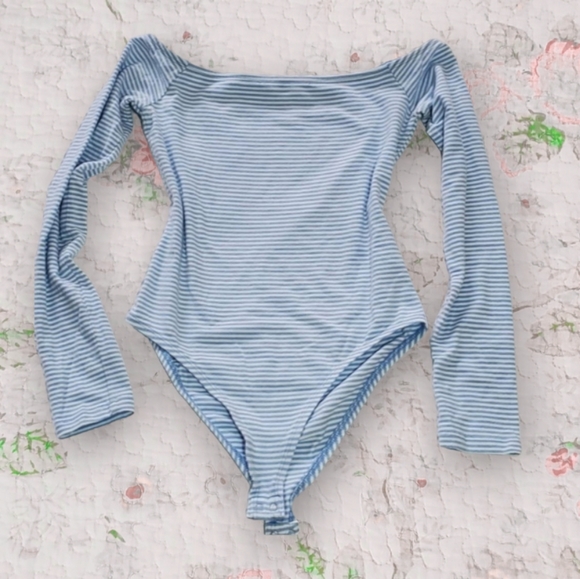FOREVER 21 Contemporary Off Shoulder Bodysuit- long sleeve- striped- Rare - Picture 1 of 6
